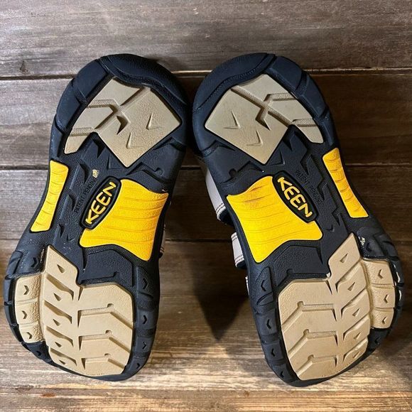 Kids Keen Newport H2 Beige Outdoor Hiking Comfort Water‎ Shoes Sandals Size 4 Y - Picture 5 of 6